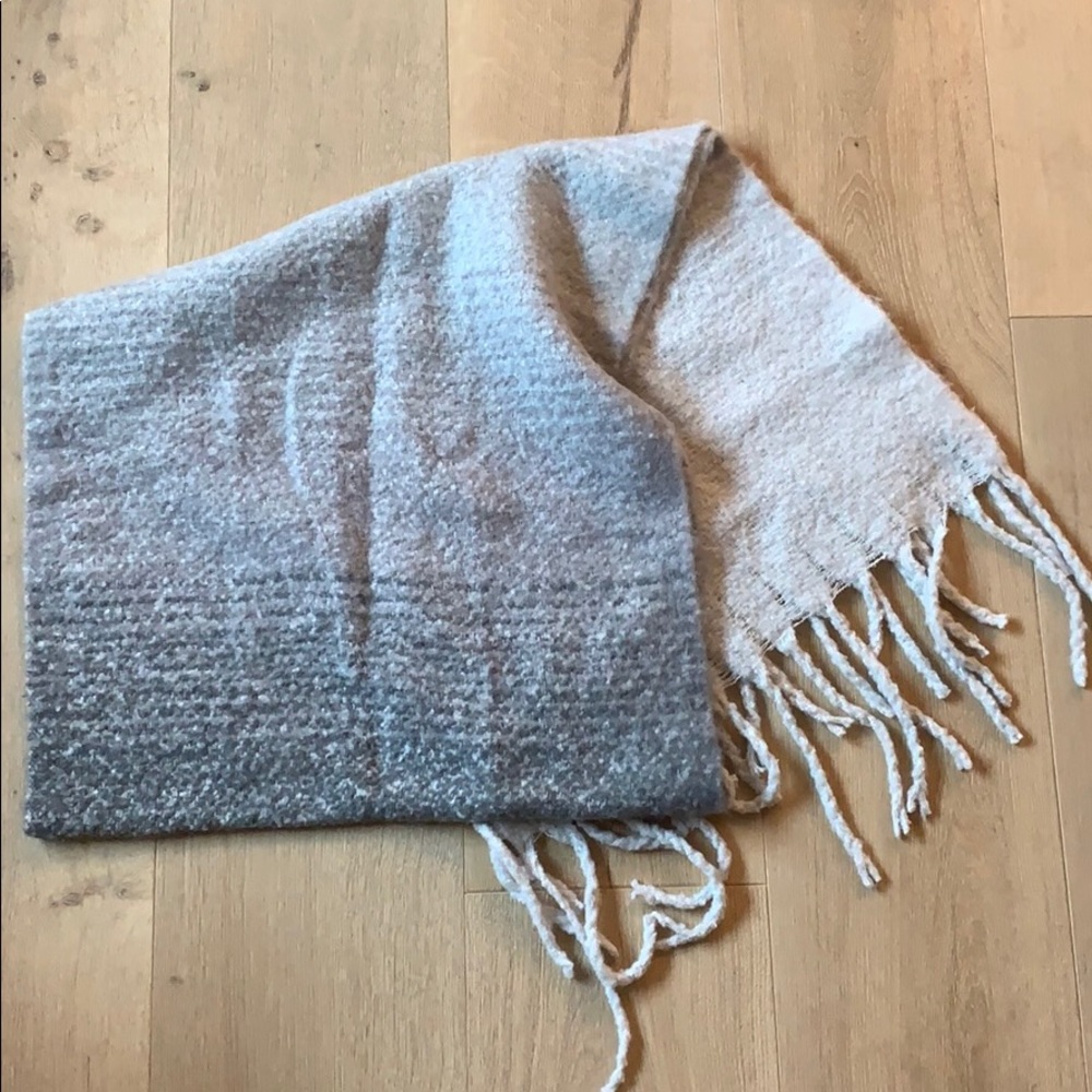 Mer-Sea & Co Scarf/Wrap Ombré Grey